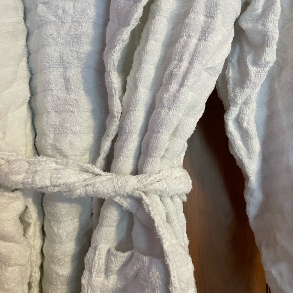 🐝Terry robe🐝 - Picture 2 of 4